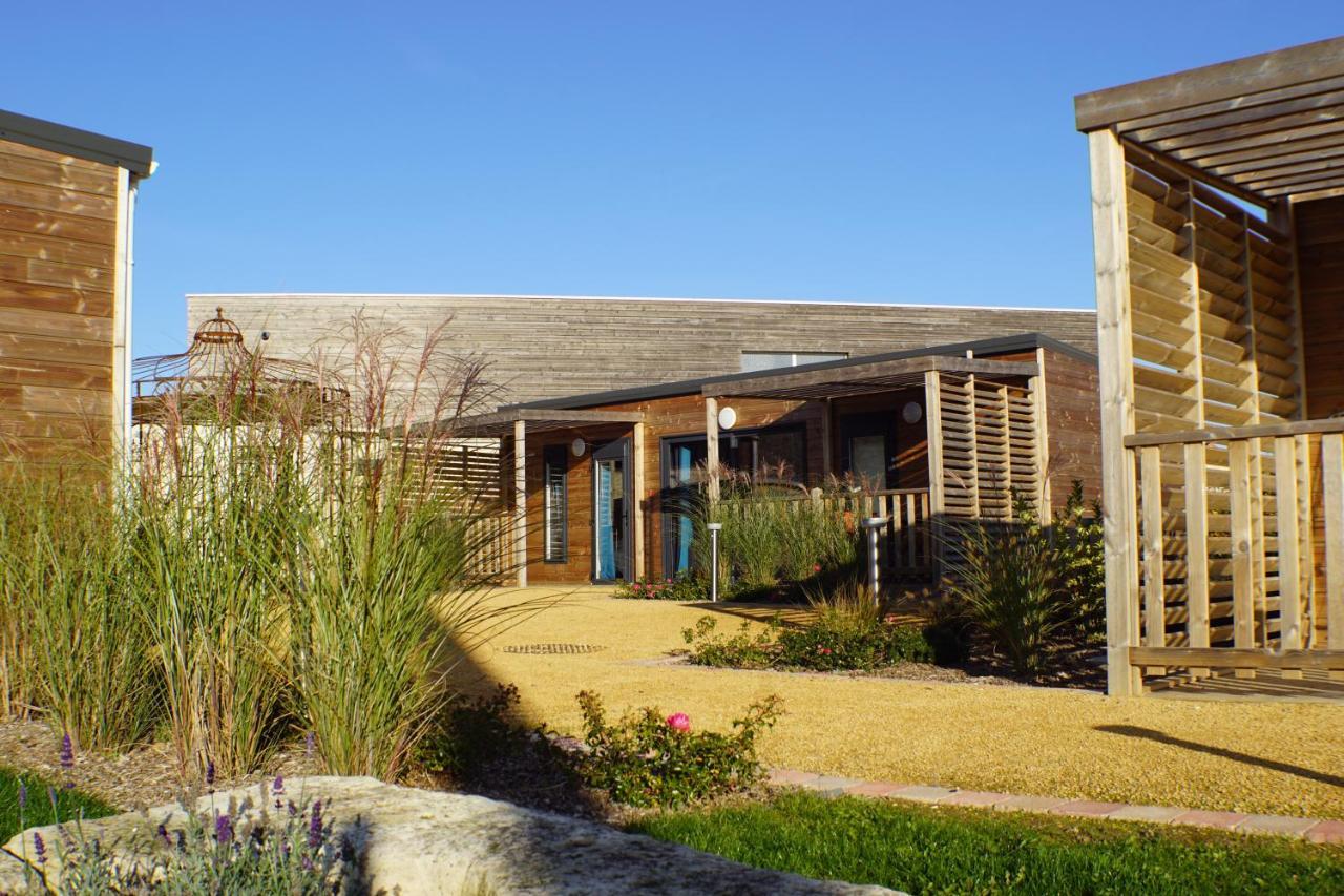Ferme Du Chateau Monampteuil Luaran gambar