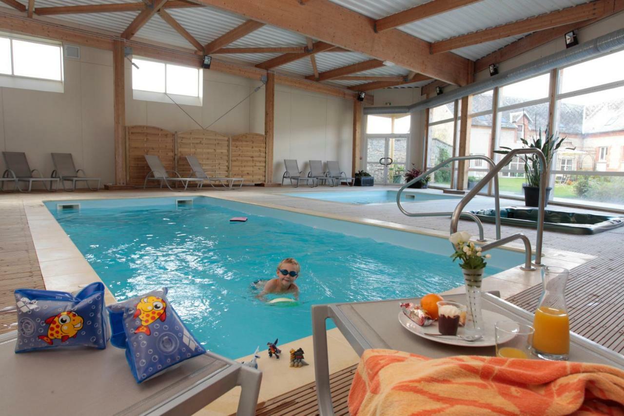 Ferme Du Chateau Monampteuil Luaran gambar